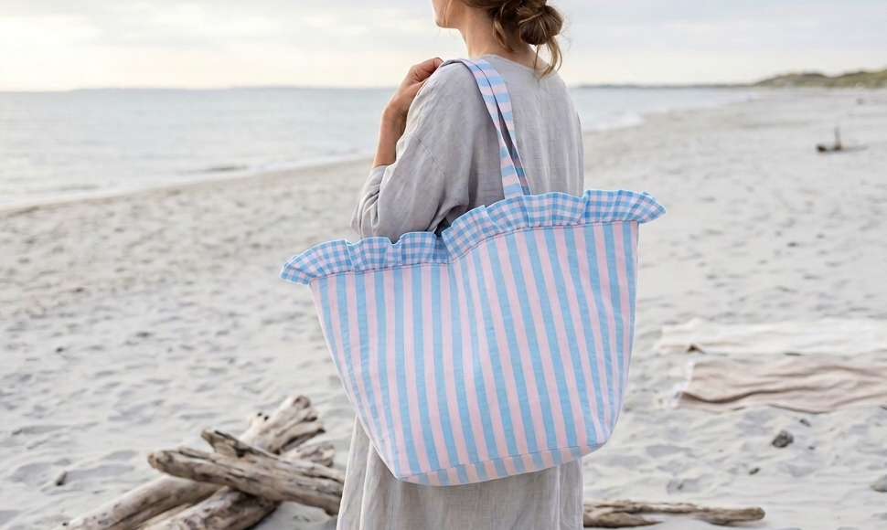 Bolso de Playa de Algodón con Volantes - Colección Rayas Celeste y Rosa