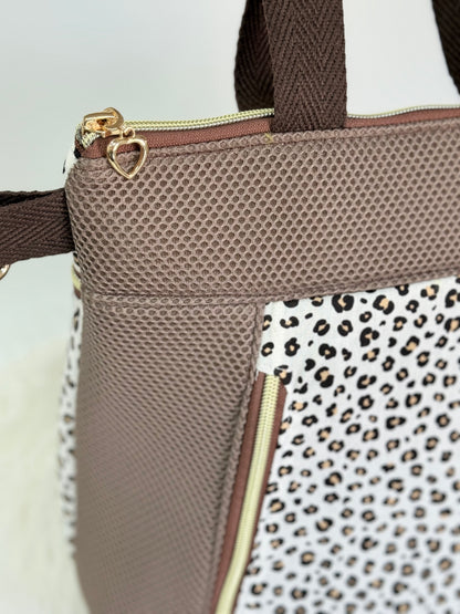 Bolso mochila mujer hecho a mano bolsillo exterior delantero 