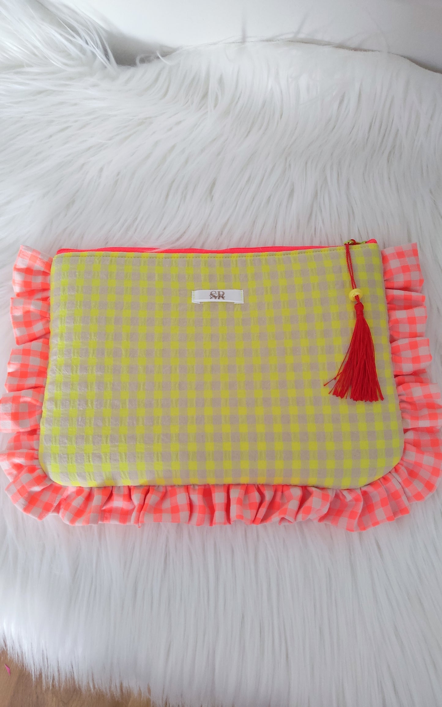 Cartera de Mano Vichy con Volantes
