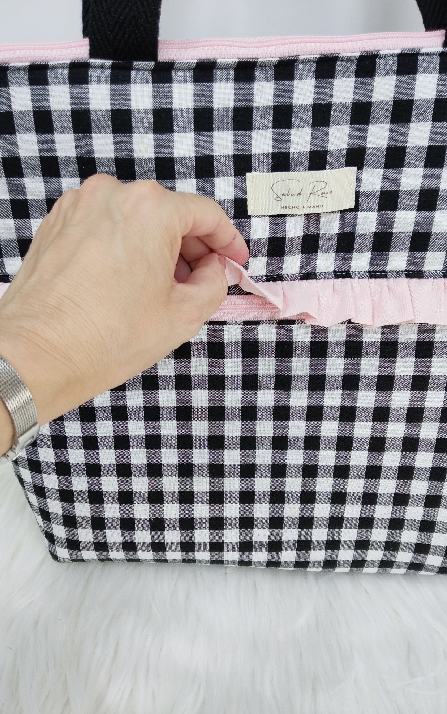 Bolso de Tela con Cremallera y Bolsillo Exterior - Hecho a Mano
