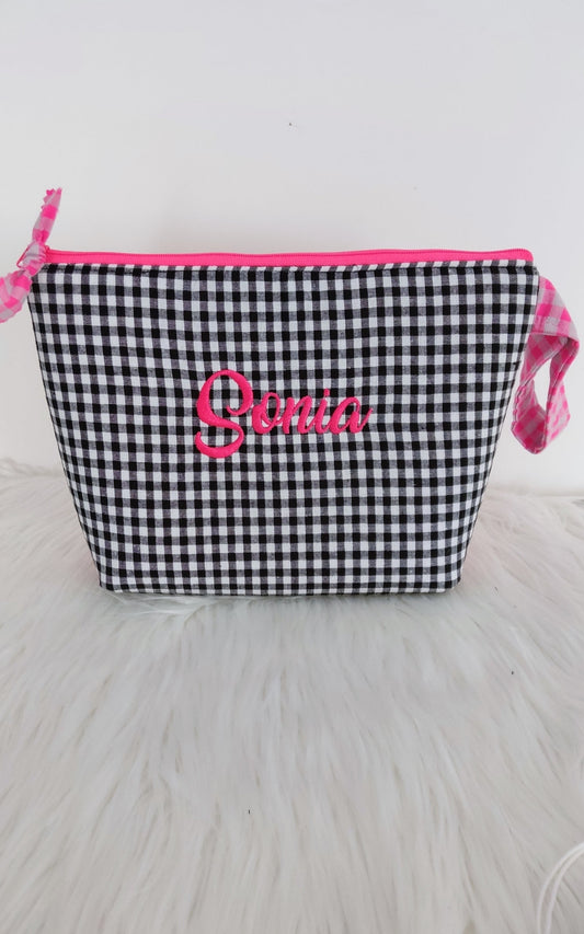Neceser Vichy Personalizado con Nombre – Bolsa de Aseo Acolchada Vichy Negro y Rosa