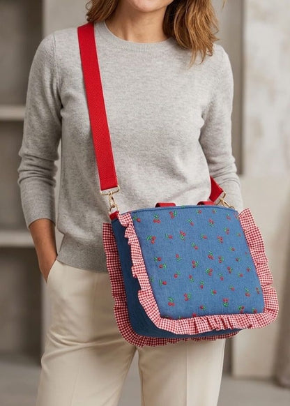 Bolso Bandolera Denim Cherry con Volantes Hecho a Mano