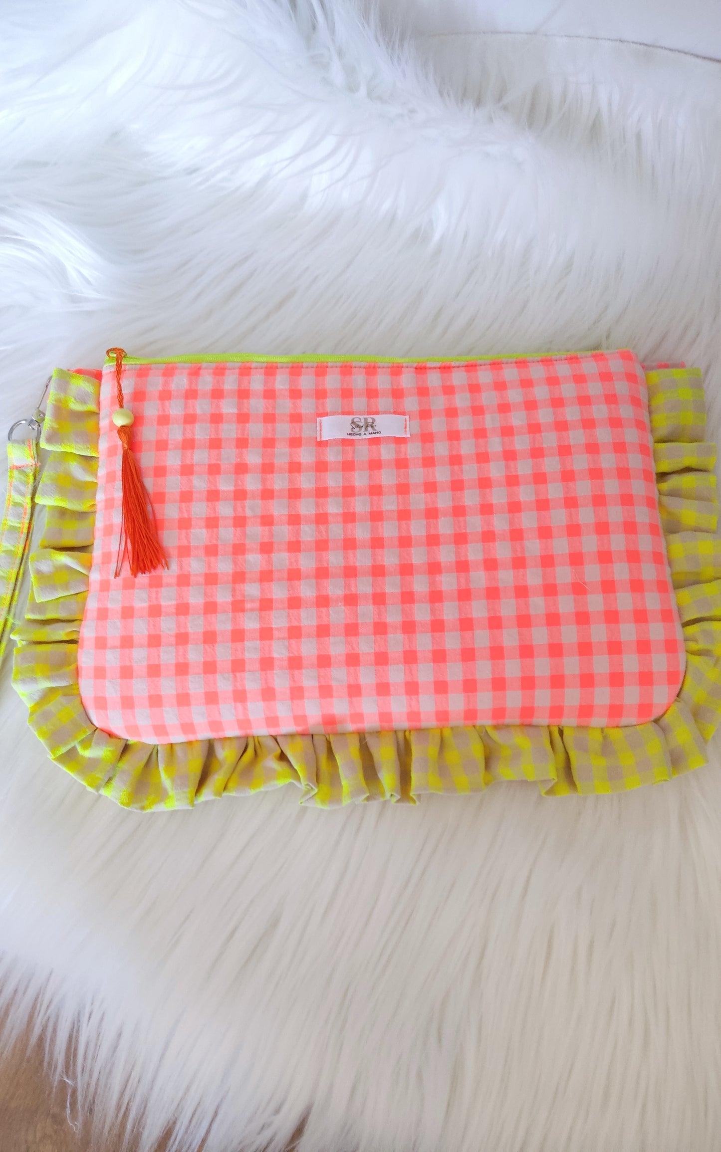 Cartera de Mano Vichy con Volantes
